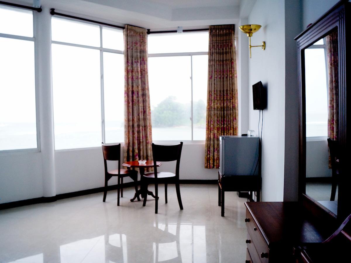 Sayurima Beach Hotel Ahangama Exterior photo